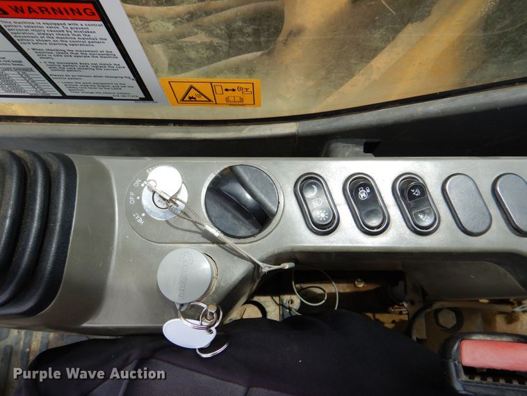 image for item DP4160 2014 Komatsu PC490LC-10  excavator