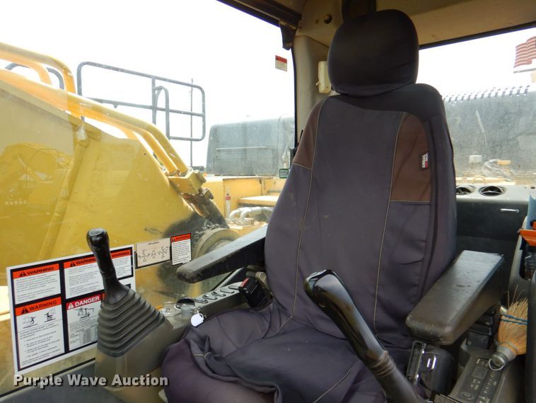 image for item DP4160 2014 Komatsu PC490LC-10  excavator