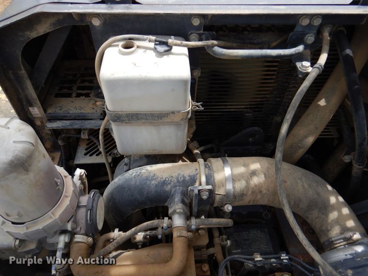 image for item DP4160 2014 Komatsu PC490LC-10  excavator