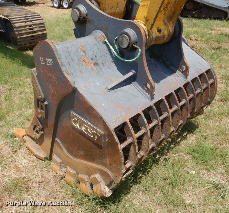 image for item DP4161 2018 Kobelco SK300LC-10  excavator