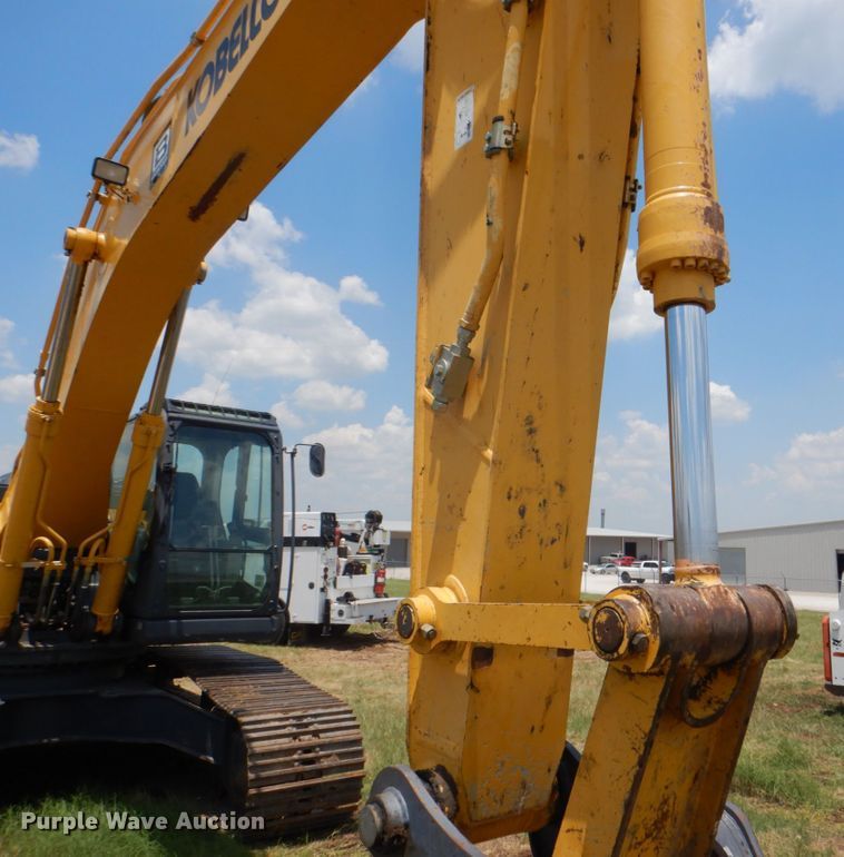 image for item DP4161 2018 Kobelco SK300LC-10  excavator