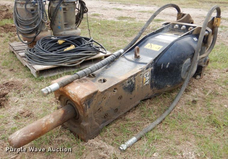 image for item DR1833 2015 Caterpillar H110E S  breaker