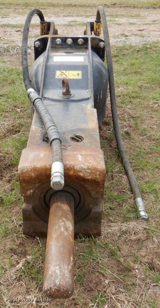 image for item DR1833 2015 Caterpillar H110E S  breaker