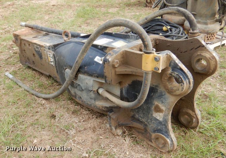 image for item DR1833 2015 Caterpillar H110E S  breaker