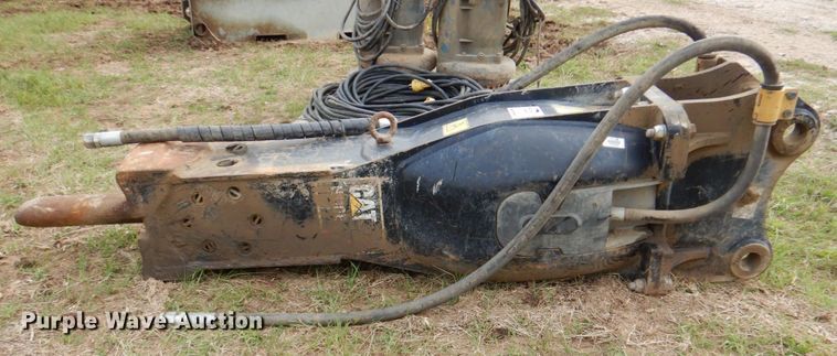 image for item DR1833 2015 Caterpillar H110E S  breaker