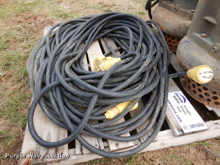 image for item DR1834 (2) water pumps