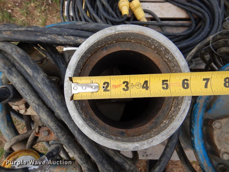 image for item DR1834 (2) water pumps