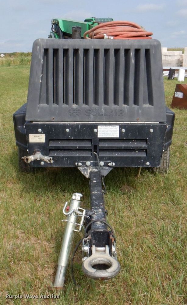 image for item DR1840 2018 Sullair 185D DPQ KU4F  air compressor