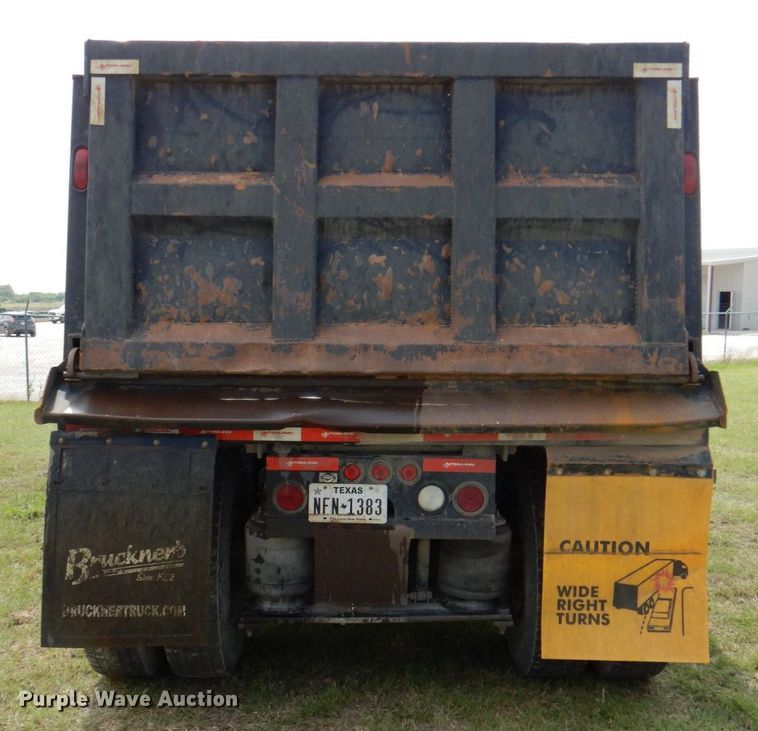 image for item DR1845 2007 International 7400  dump truck