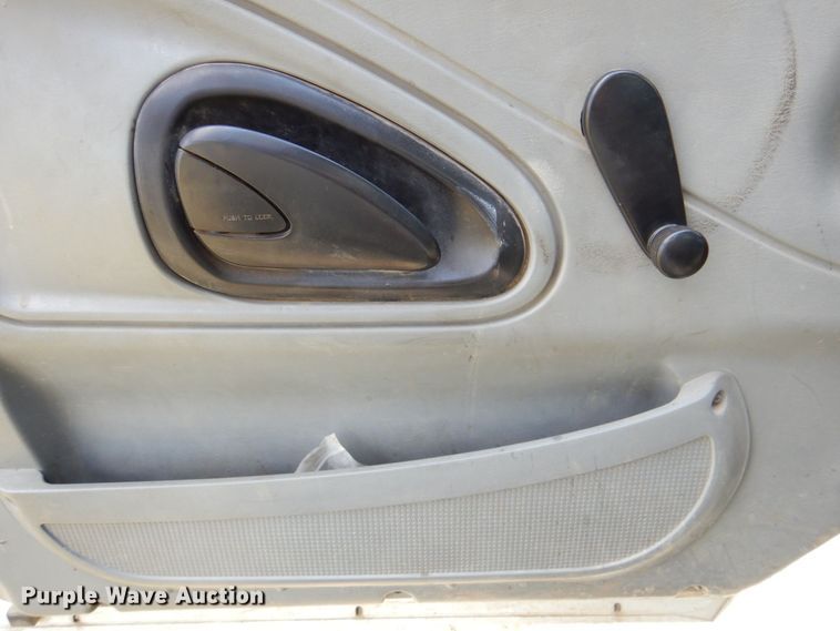 image for item DR1845 2007 International 7400  dump truck