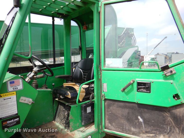 image for item DR1847 2011 JLG 8042  telehandler