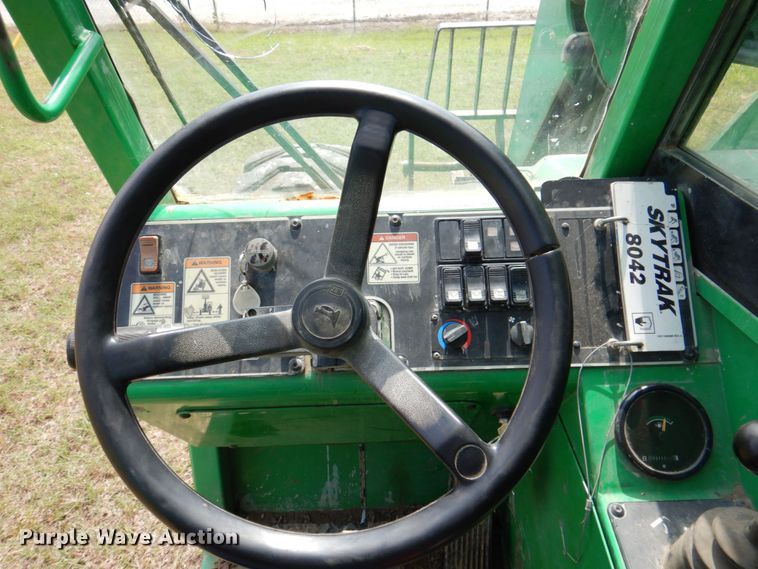 image for item DR1847 2011 JLG 8042  telehandler