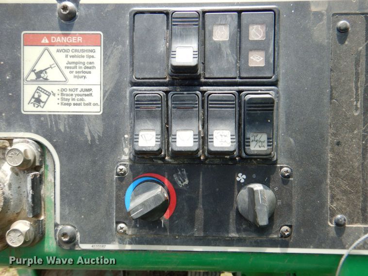 image for item DR1847 2011 JLG 8042  telehandler