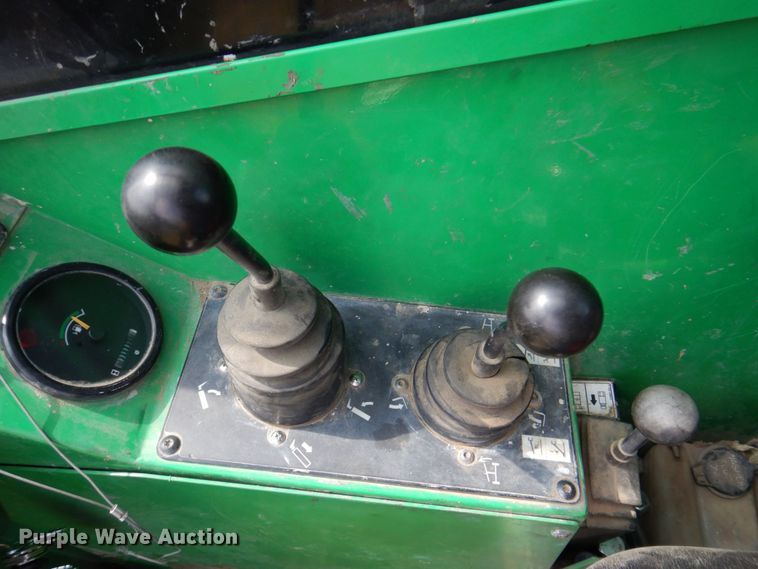 image for item DR1847 2011 JLG 8042  telehandler