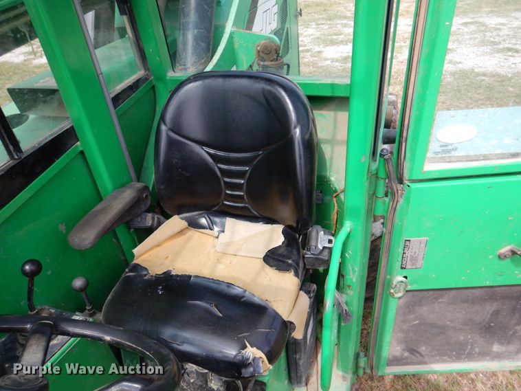 image for item DR1847 2011 JLG 8042  telehandler