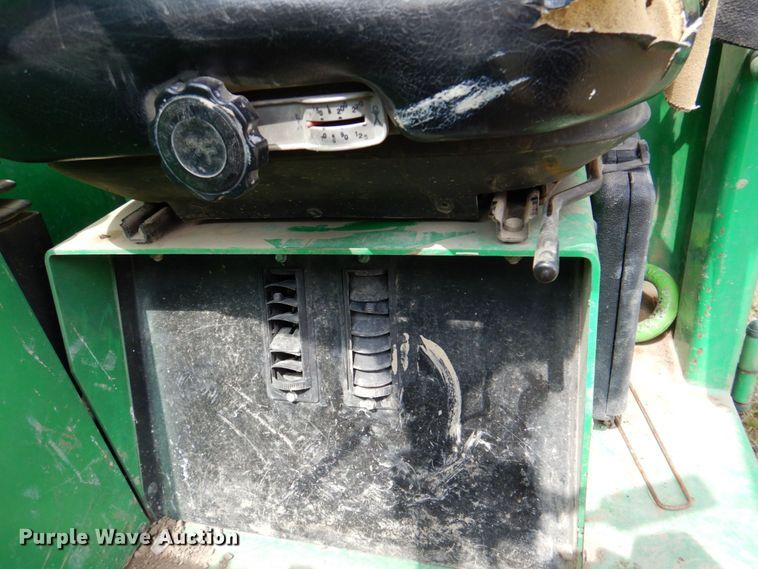 image for item DR1847 2011 JLG 8042  telehandler