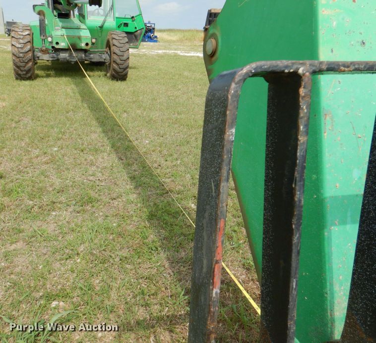 image for item DR1847 2011 JLG 8042  telehandler