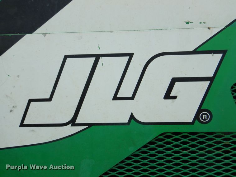 image for item DR1847 2011 JLG 8042  telehandler