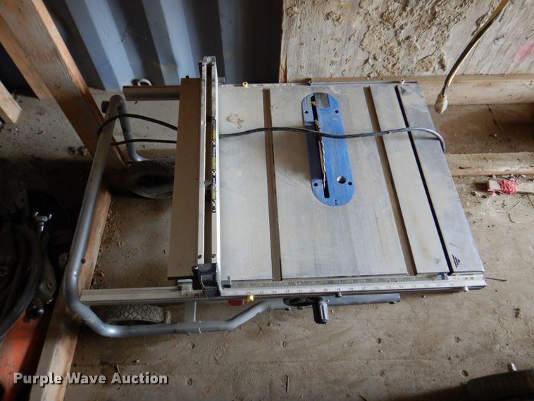 image for item DR1851 1998  storage container