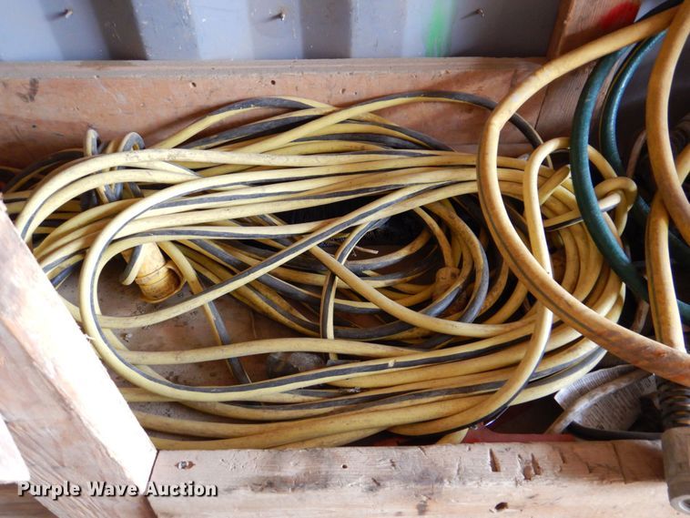 image for item DR1851 1998  storage container