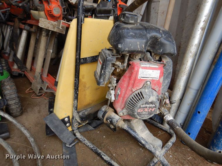 image for item DR1852 2003  storage container