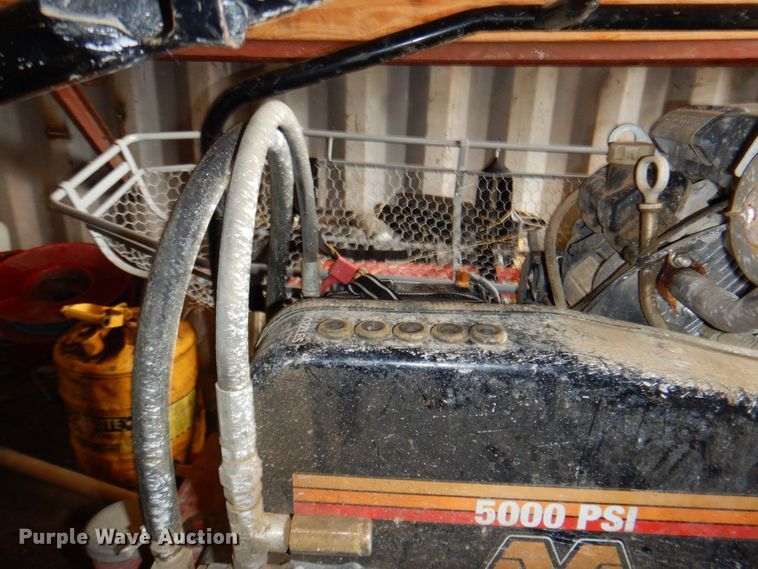 image for item DR1852 2003  storage container