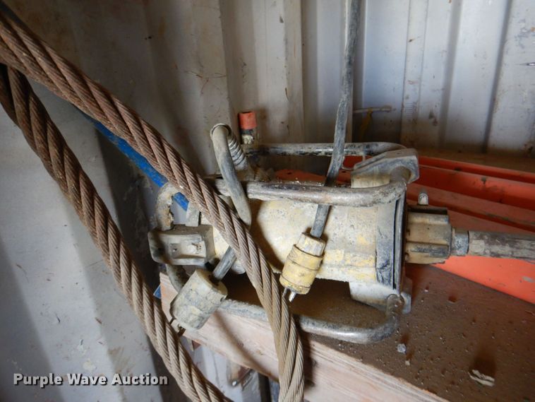 image for item DR1852 2003  storage container