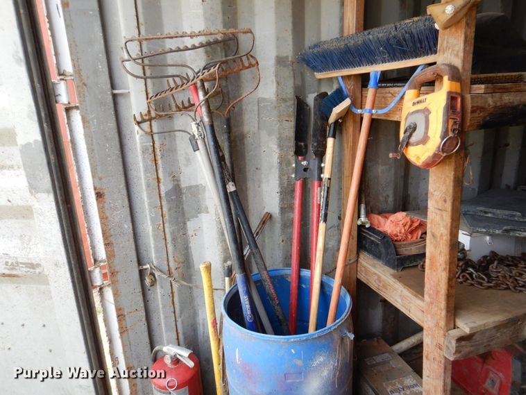 image for item DR1853 1999  storage container