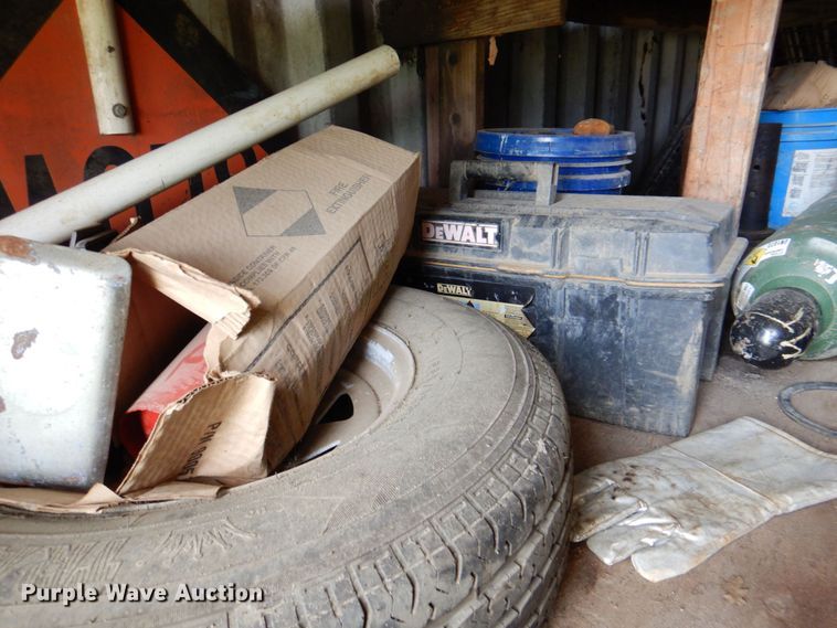 image for item DR1853 1999  storage container