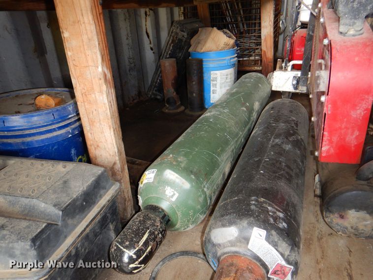 image for item DR1853 1999  storage container