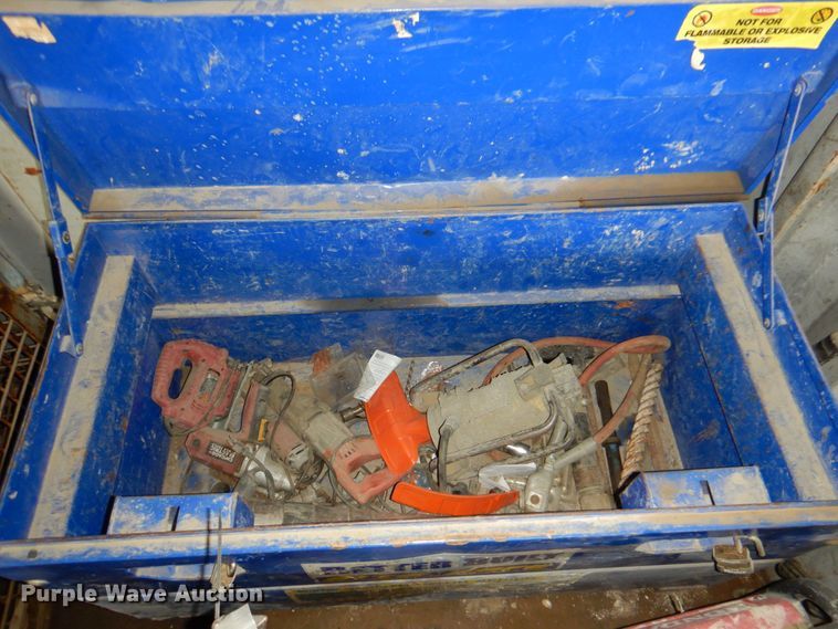 image for item DR1853 1999  storage container