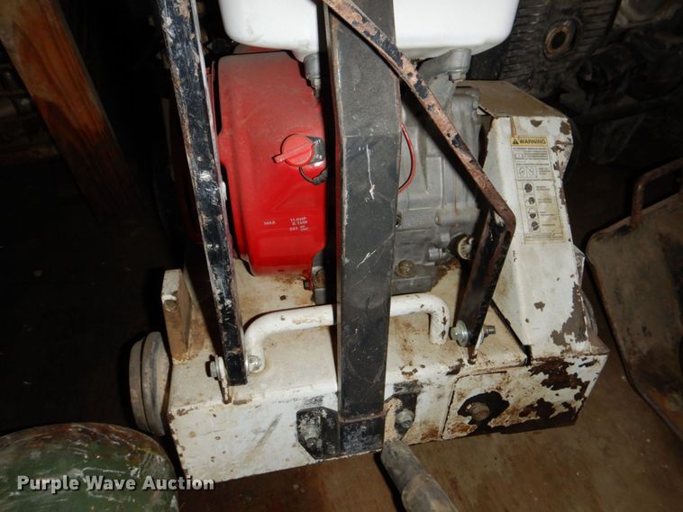 image for item DR1853 1999  storage container