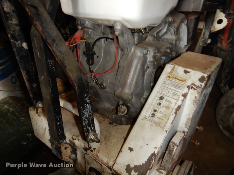 image for item DR1853 1999  storage container