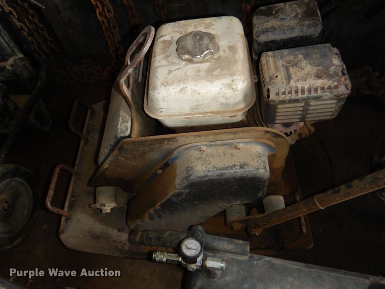 image for item DR1853 1999  storage container