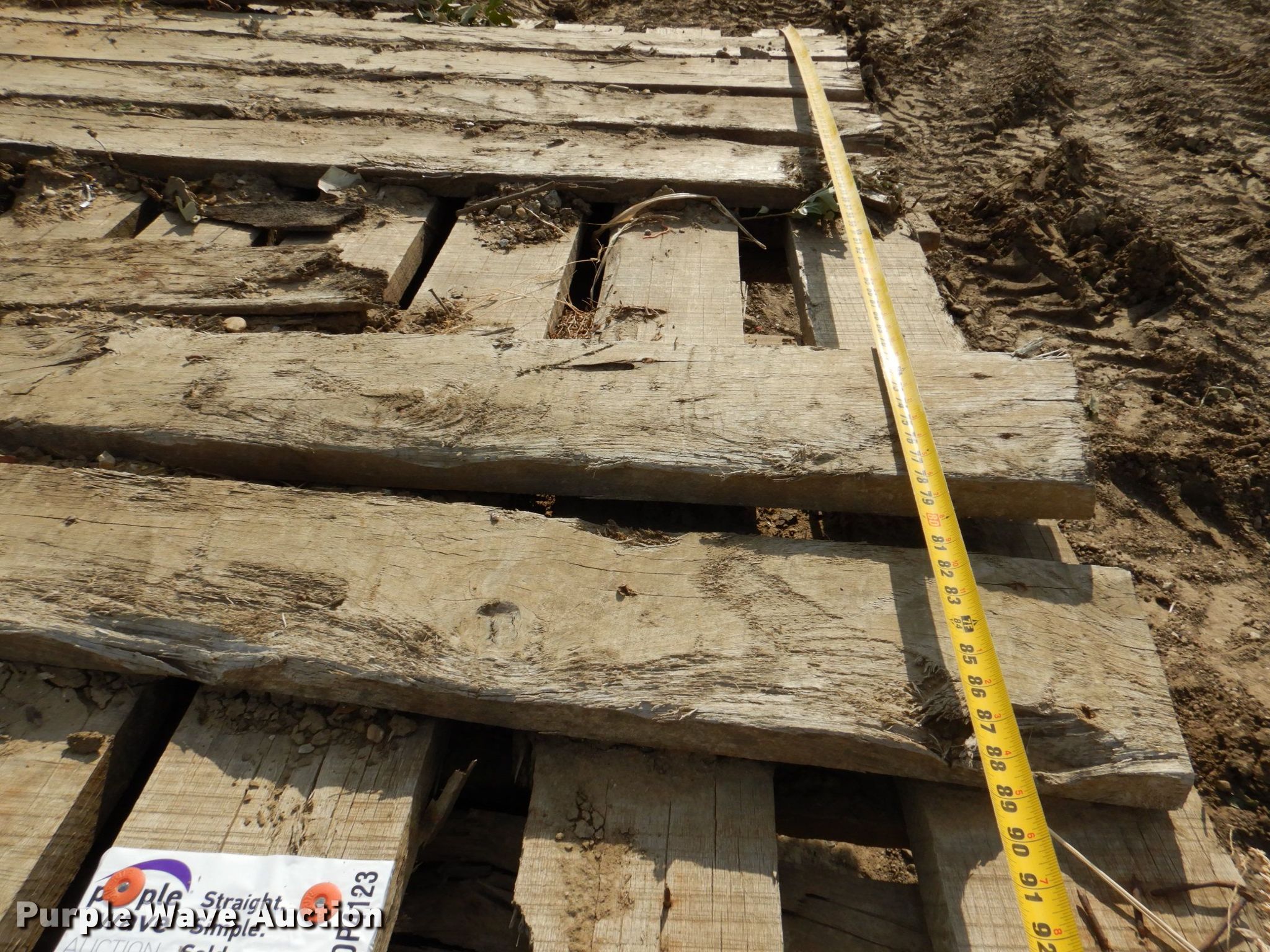 (5) crane mats in Farmers Branch , TX Item DP4123 sold Purple Wave