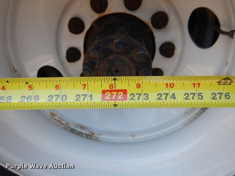 image for item DH7370 2017 International 4300  box truck