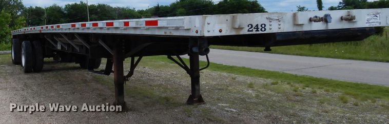 image for item DH8540 1996 Transcraft Eagle W2  flatbed trailer