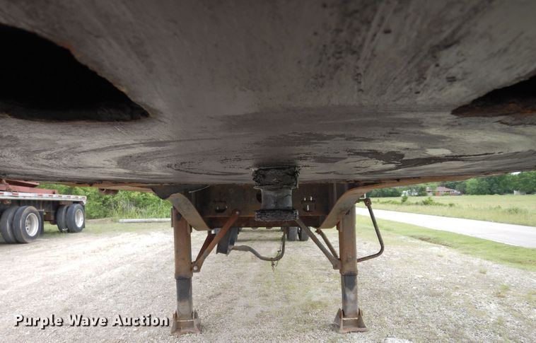 image for item DH8540 1996 Transcraft Eagle W2  flatbed trailer