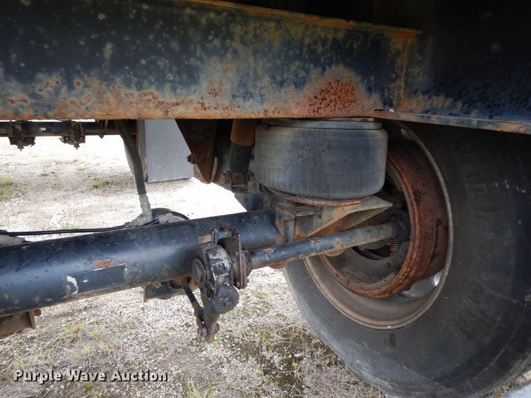 image for item DH8540 1996 Transcraft Eagle W2  flatbed trailer