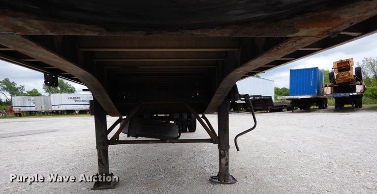 image for item DH8541 1996 Transcraft Eagle W2  flatbed trailer