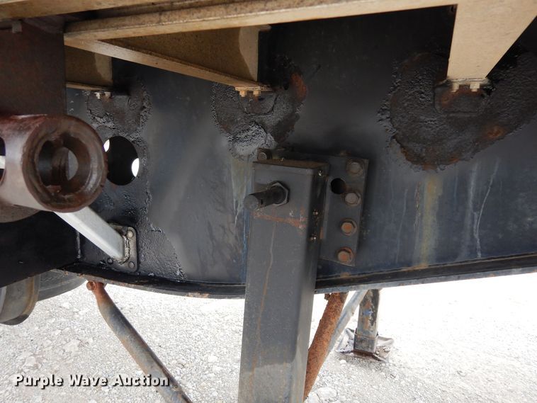 image for item DH8541 1996 Transcraft Eagle W2  flatbed trailer