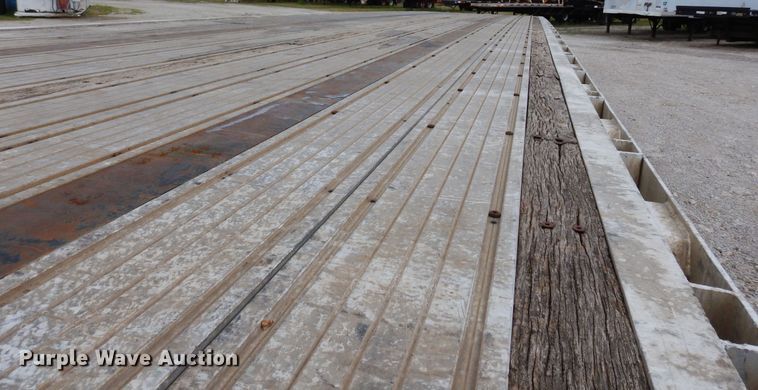 image for item DH8541 1996 Transcraft Eagle W2  flatbed trailer