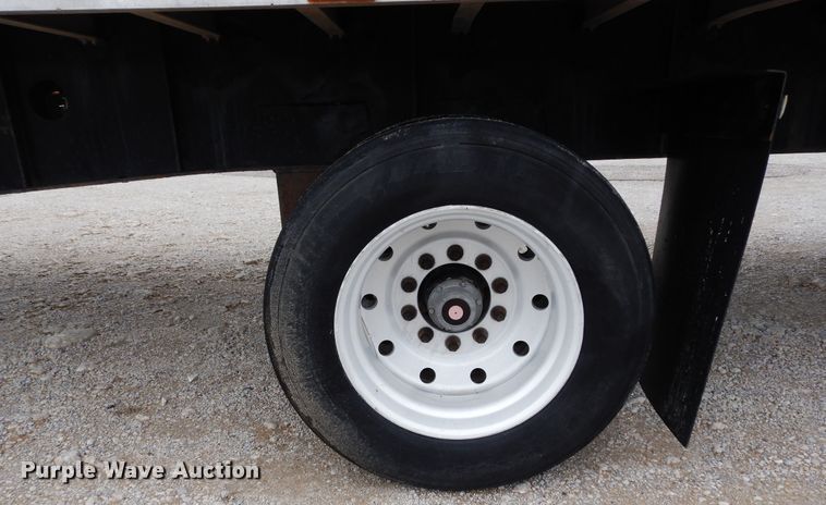 image for item DH8541 1996 Transcraft Eagle W2  flatbed trailer