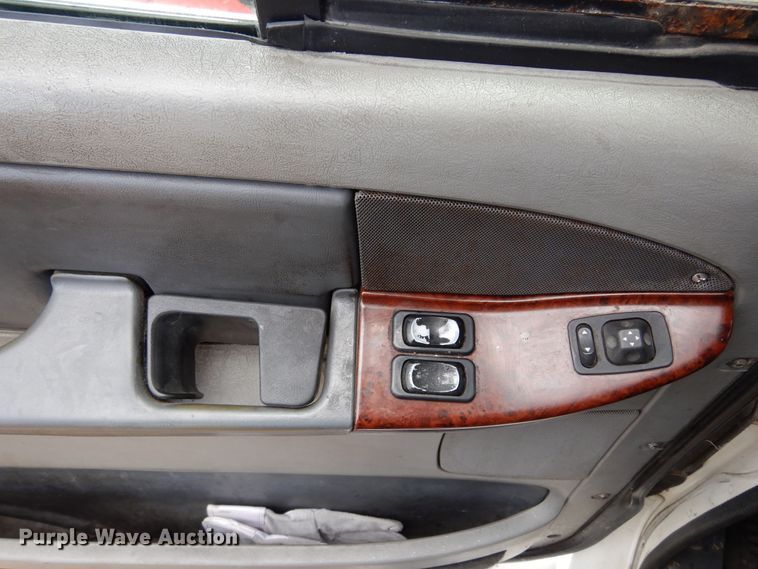 image for item DH8542 2005 Freightliner Century Class ST  semi truck