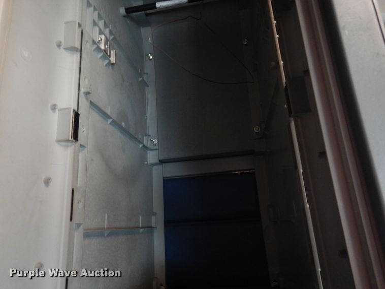 image for item DH8542 2005 Freightliner Century Class ST  semi truck