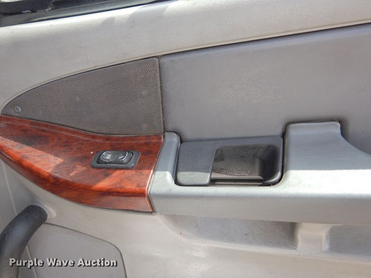 image for item DH8542 2005 Freightliner Century Class ST  semi truck