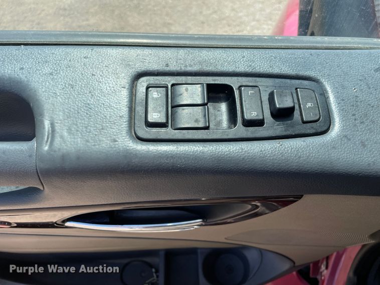 image for item DJ5019 2017 Peterbilt 579  semi truck