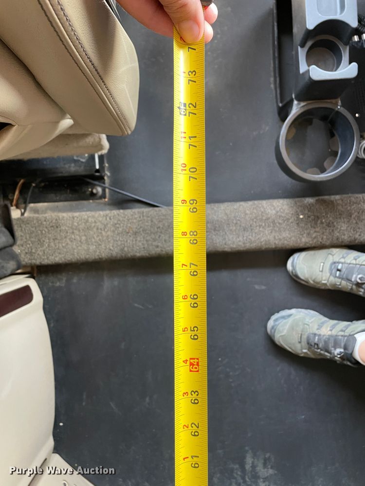 image for item DJ5019 2017 Peterbilt 579  semi truck