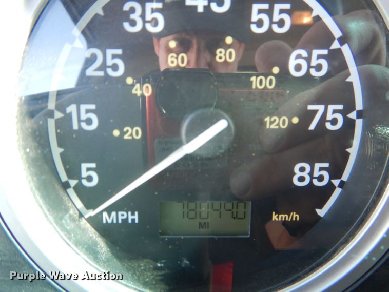 image for item DJ8959 2006 Sterling L9500  crane truck