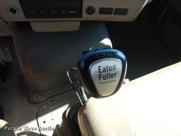 image for item DJ8959 2006 Sterling L9500  crane truck